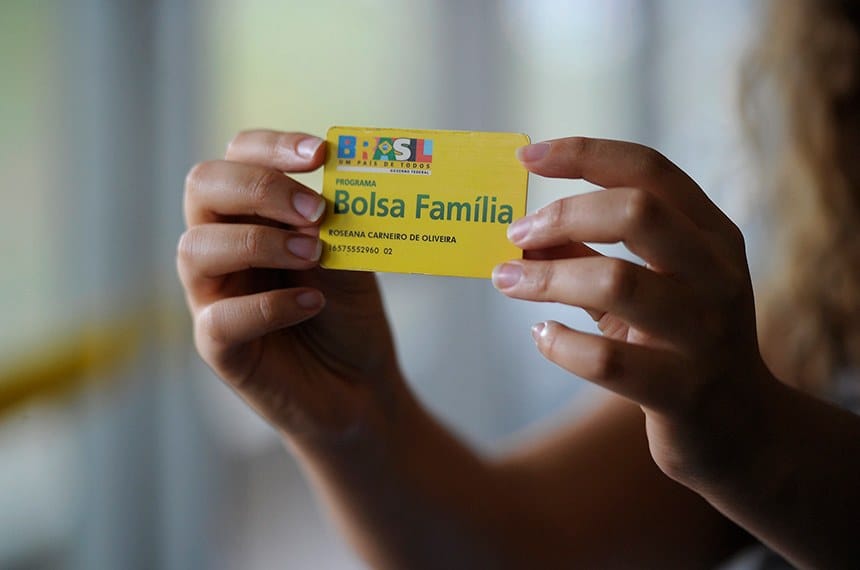 Auxílio Brasil: Alteração para o Bolsa Família vai ter novas regras e não deverá exigir cadastro