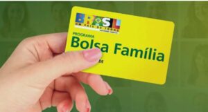 É possível fazer a solicitação do Bolsa Família por algum app específico? Saiba mais